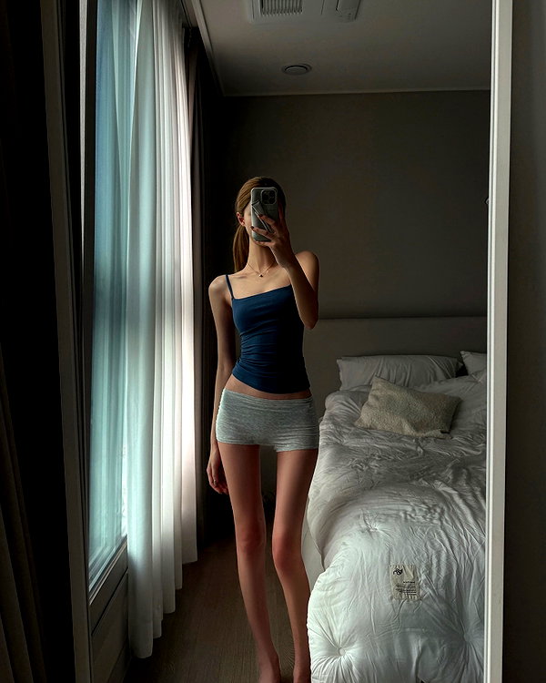daxbin instagram image archive image