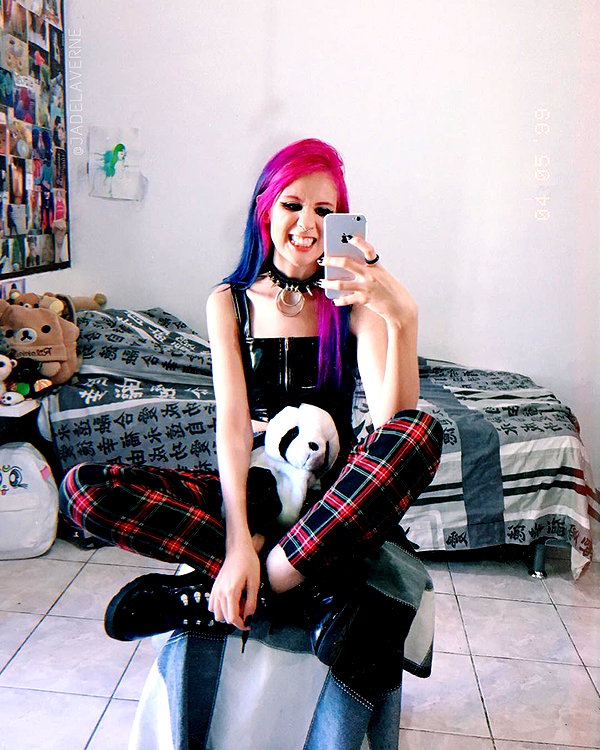 jadelaverne instagram image archive image