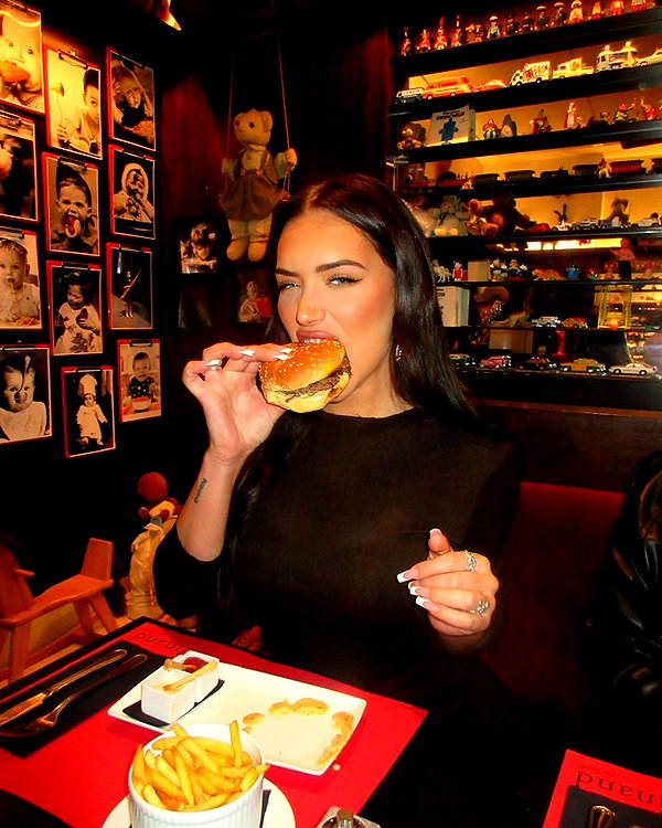 staskaranikolaou instagram image archive image