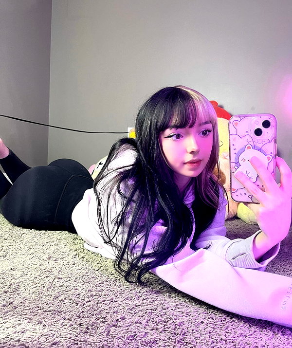 mia4rentz instagram image archive image