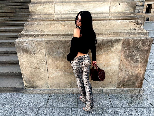 karolinaawasik instagram image archive image