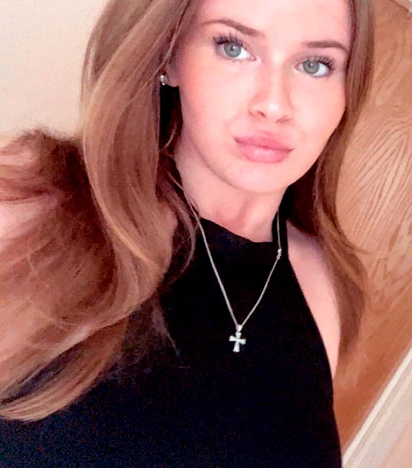 baddiesessence instagram image archive image