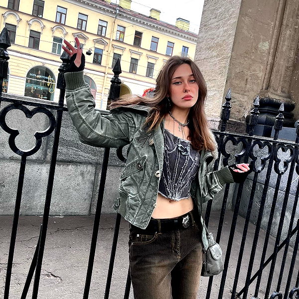 leanxhrt instagram image archive image