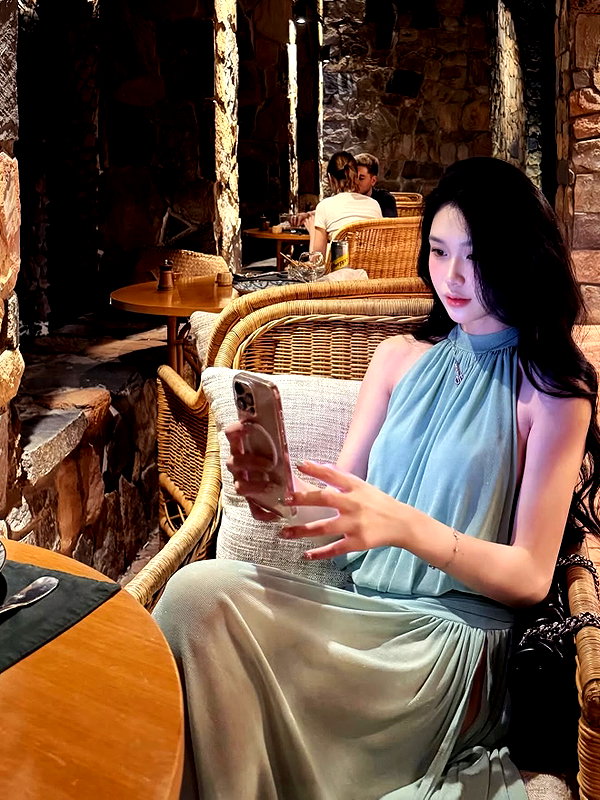 lyhythuedoxinh instagram image archive image