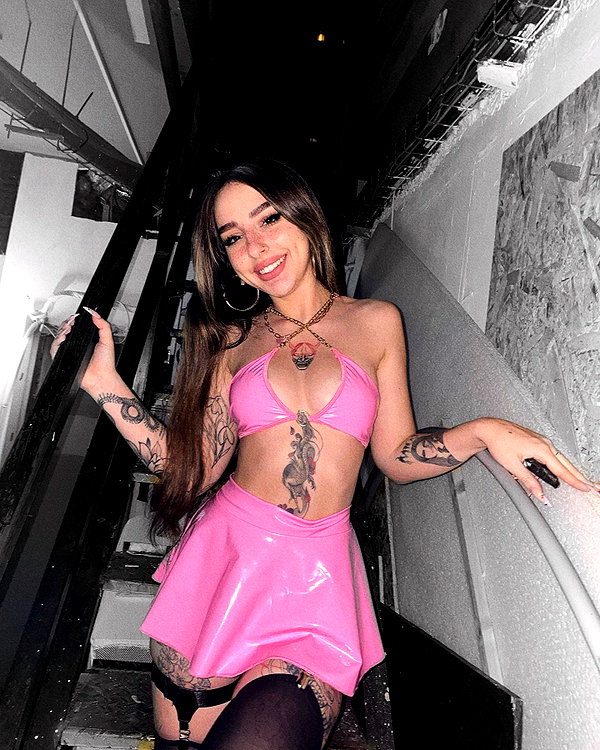 karin_orhov instagram image archive image