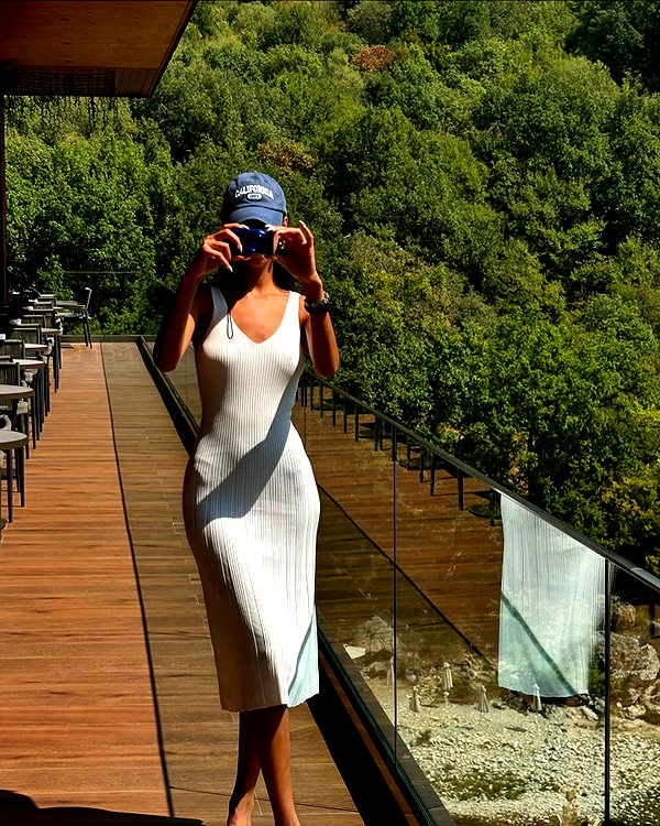 zaini.wiss instagram image archive image