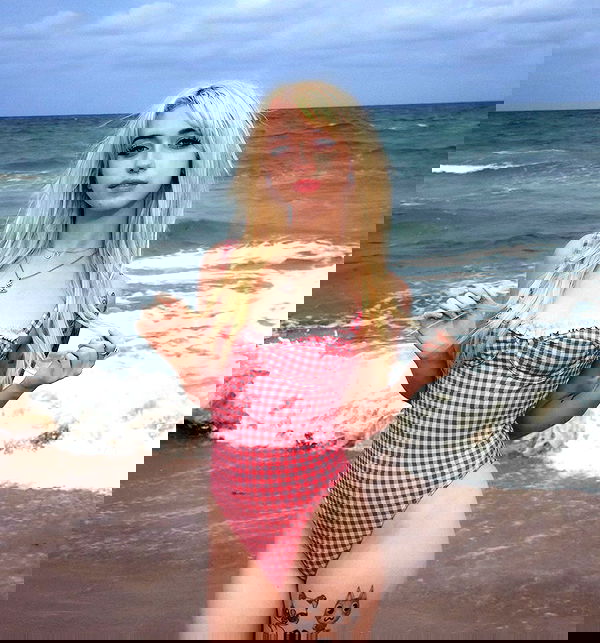 iluvmeww iluvmeww archive image