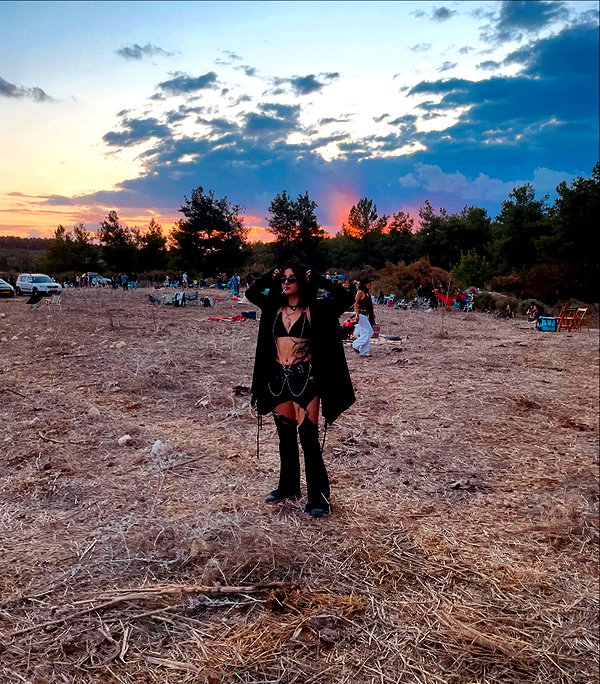shaharo__._ instagram image archive image