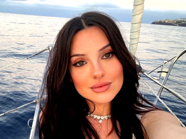 nikoleta.milenova instagram image archive image