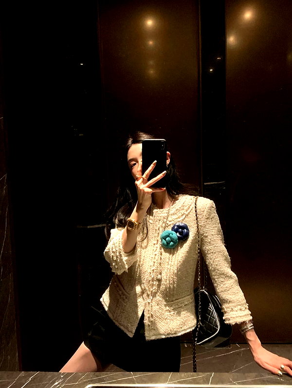 fair_mua instagram image archive image