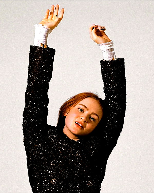 sadiesink_ instagram image archive image