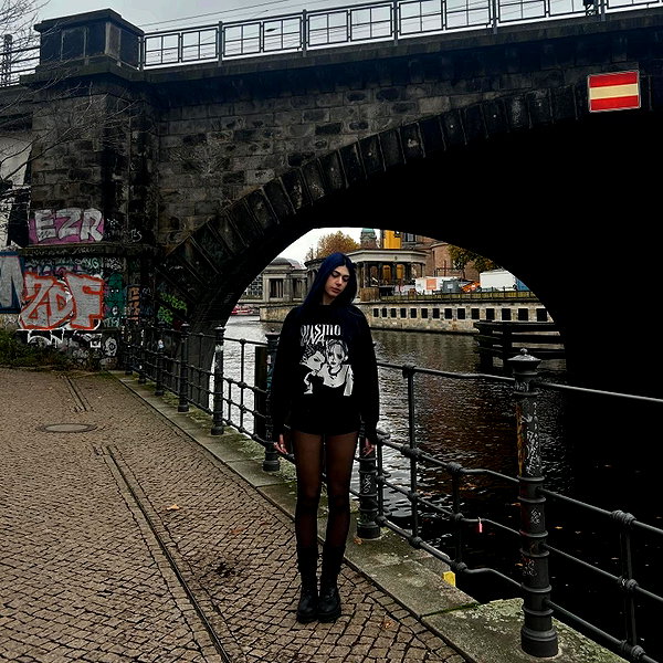 ayash.hila instagram image archive image