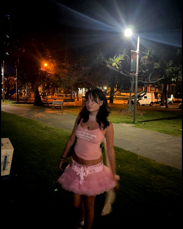 macaroni_naomi instagram image archive image