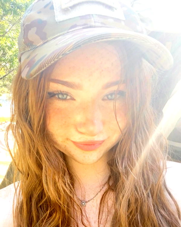 dollyemi instagram image archive image