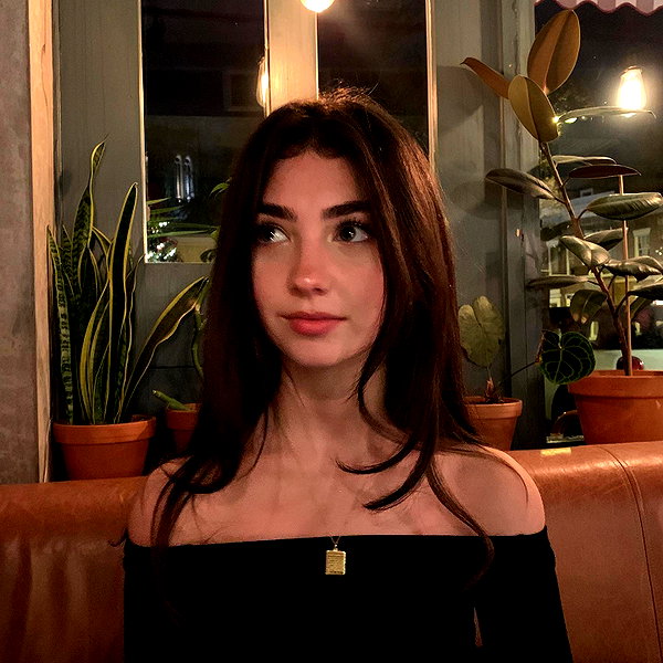 elizabrowne_ instagram image archive image
