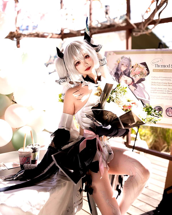xier_cos instagram image archive image