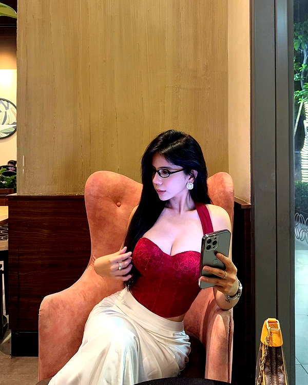 lyhythuedoxinh instagram image archive image