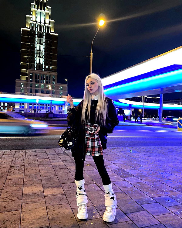 vik4au instagram image archive image