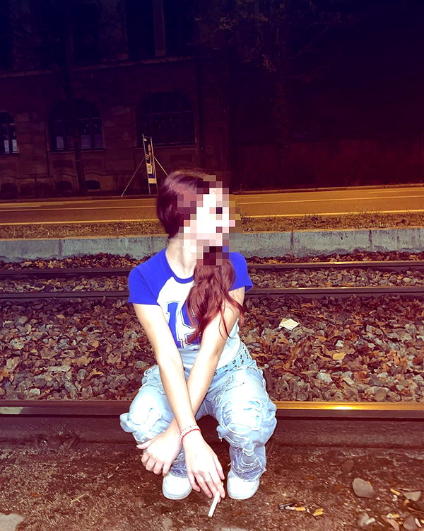 elviksi_07 instagram image archive image