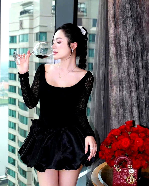 lyhythuedoxinh instagram image archive image