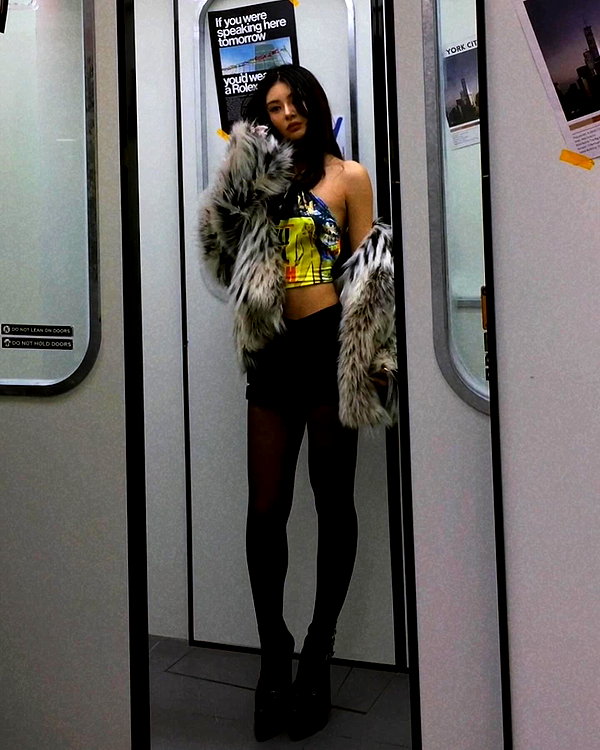 ll.lu1s instagram image archive image