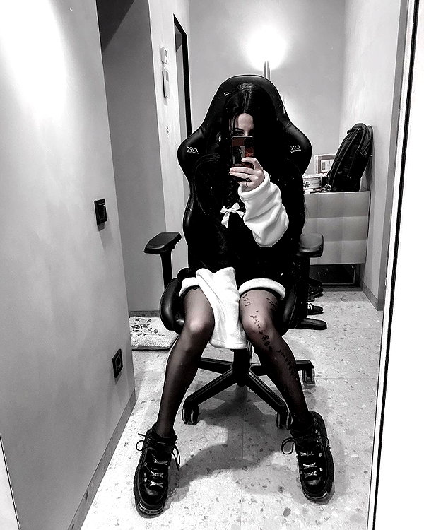 ak1raww instagram image archive image