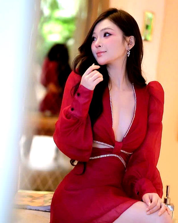 lyhythuedoxinh instagram image archive image