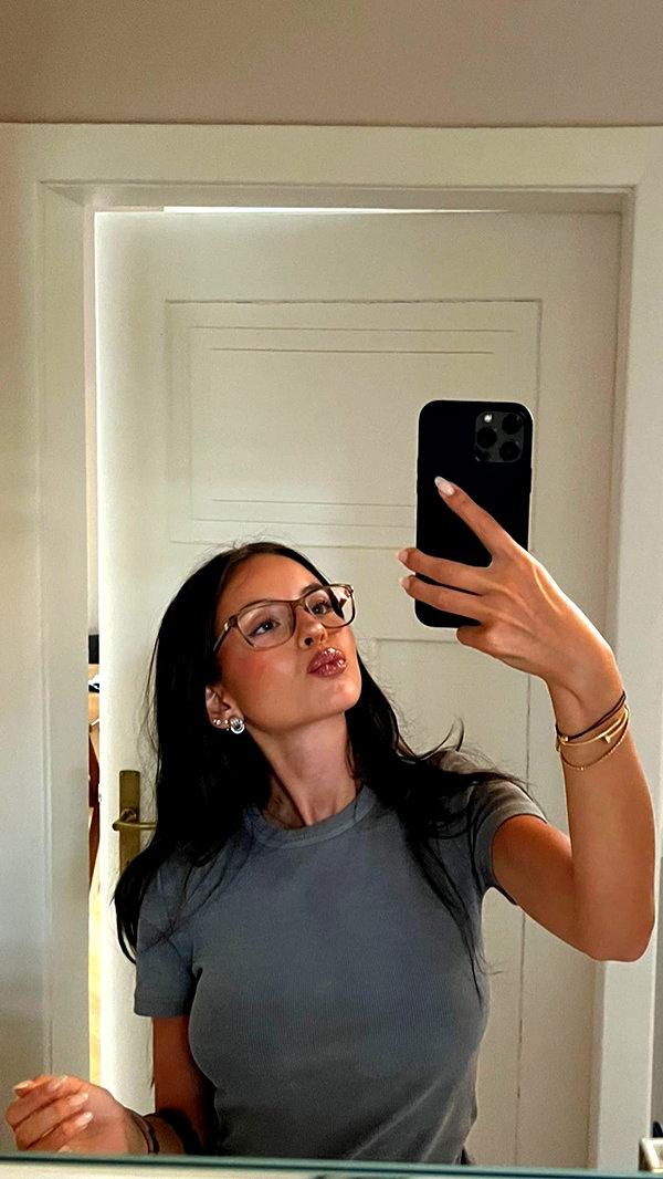 zoeliss instagram image archive image