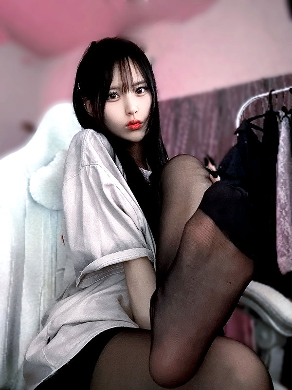 yamikumo_leisa instagram image archive image