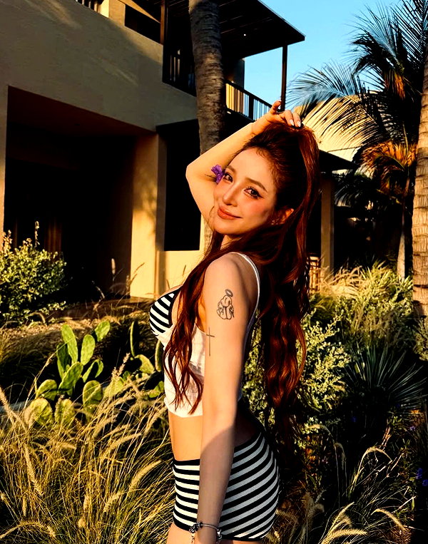 lyhythuedoxinh instagram image archive image