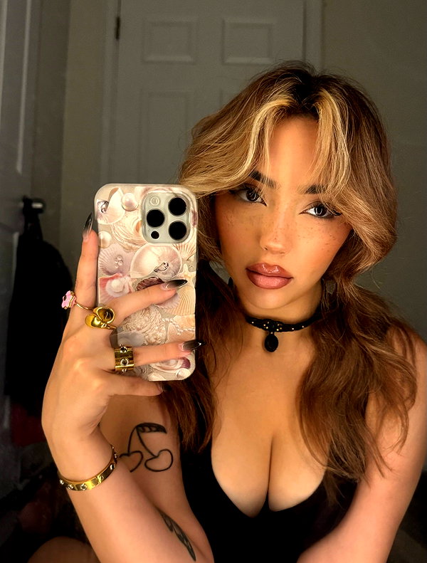 v.qx instagram image archive image