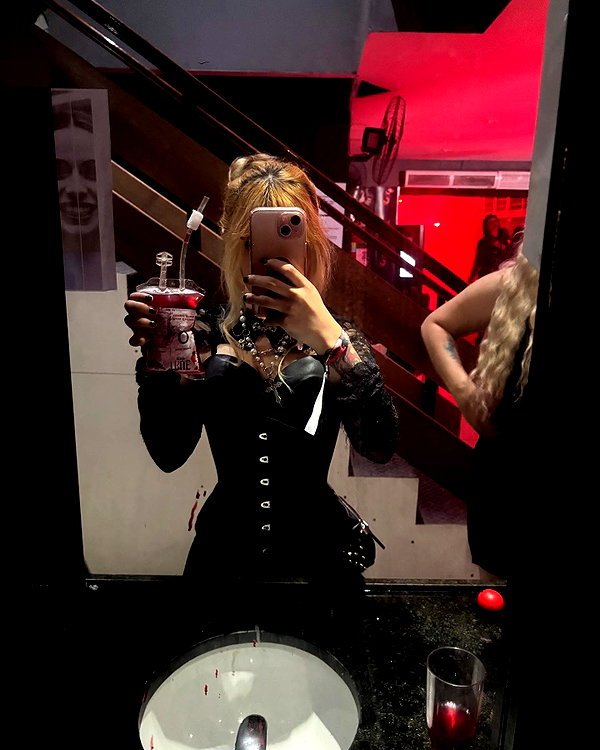 lucychernov instagram image archive image