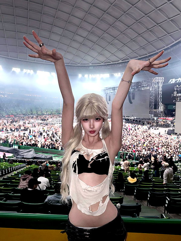 123cutekiki instagram image archive image