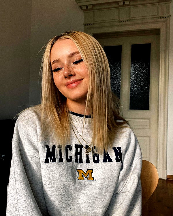 lilih instagram image archive image