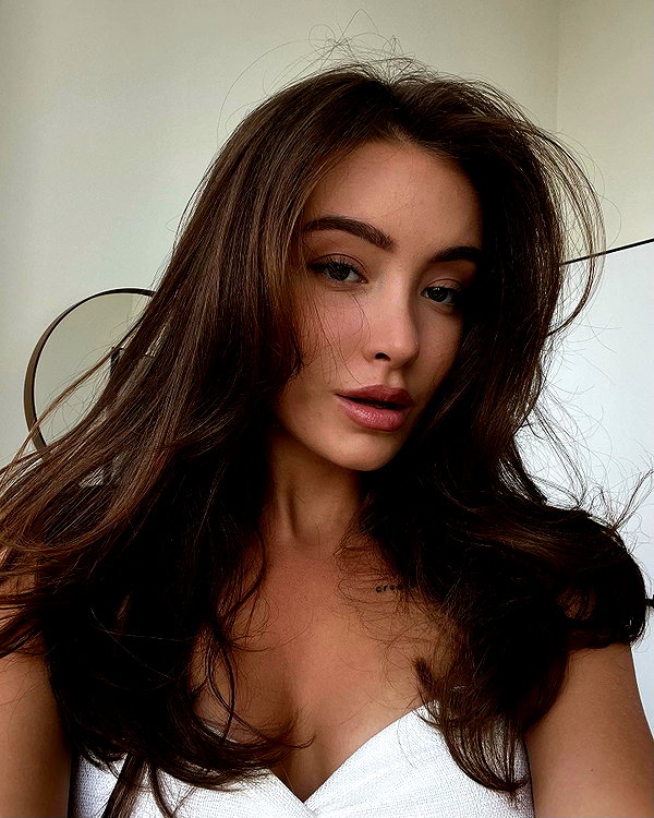 veroni22ka instagram image archive image