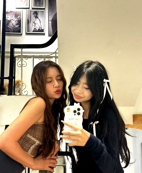 princessamelia_official instagram image archive image