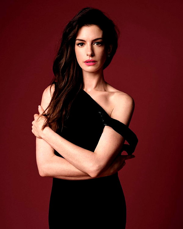 annehathaway instagram image archive image