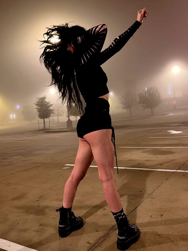 yeahimcaroline instagram image archive image