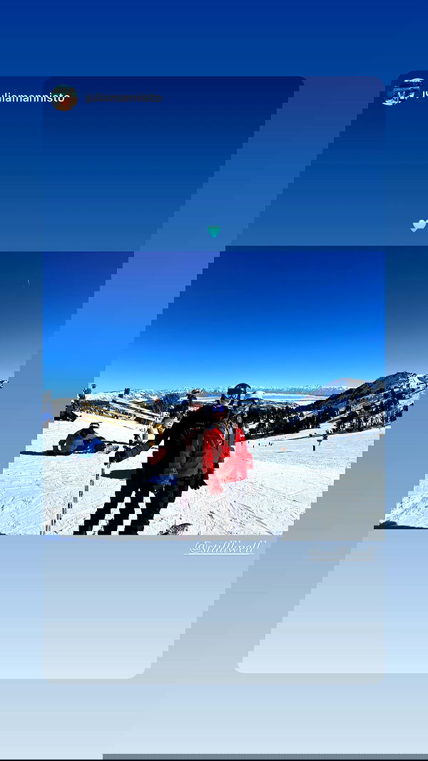 stilllwell stilllwell archive image