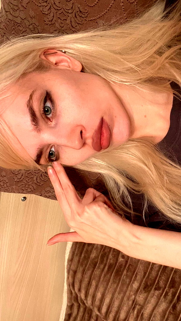 anya4everr instagram image archive image