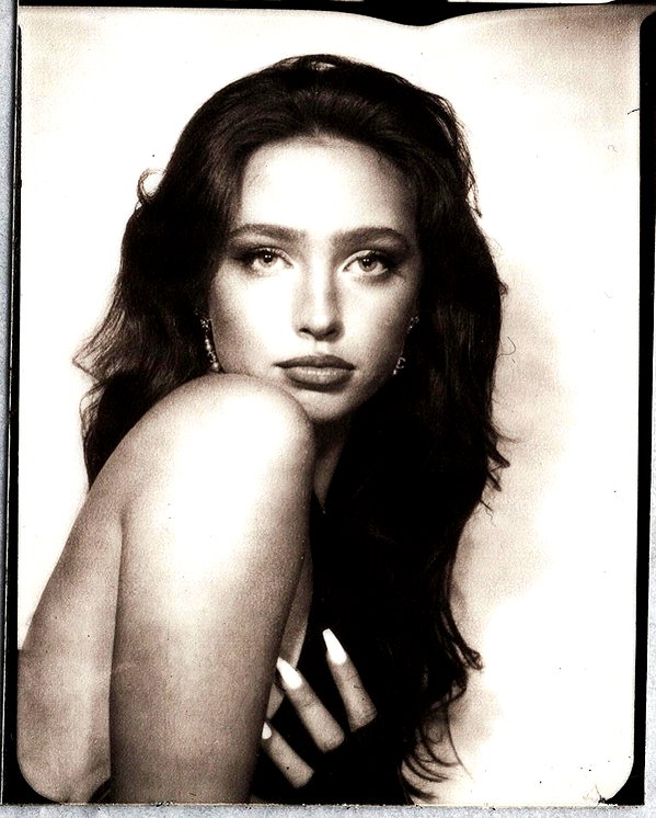 renatarrii instagram image archive image
