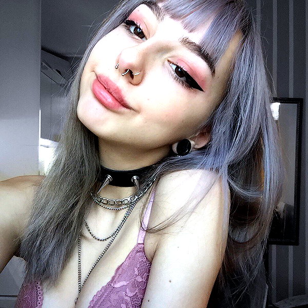 karin_orhov instagram image archive image