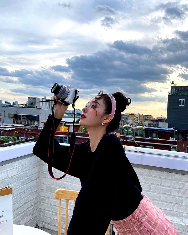 dear.zia instagram image archive image