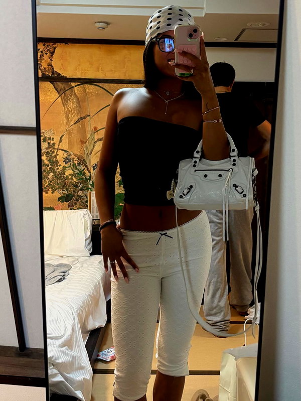 mika.ramosss instagram image archive image