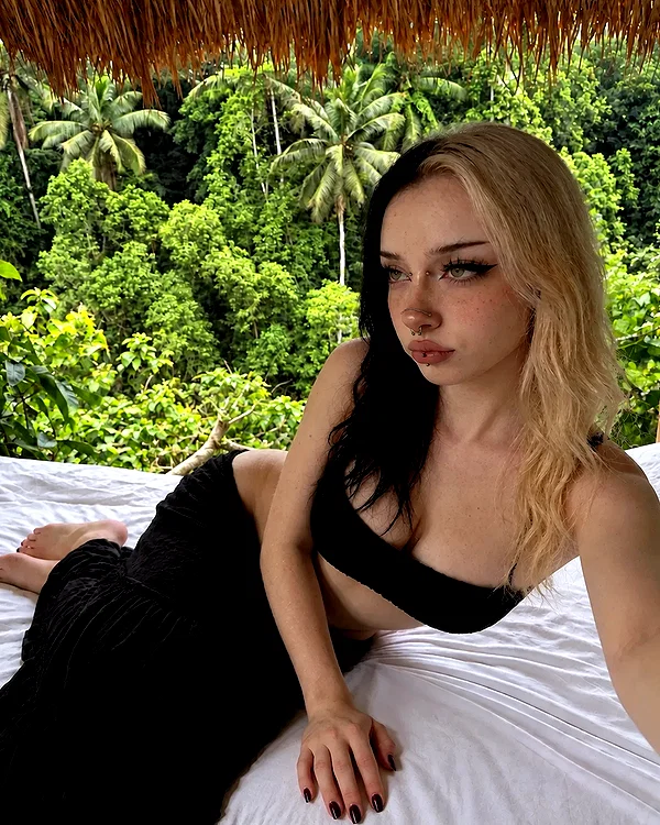 alyssaauwu instagram image archive image