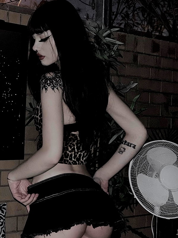 livindeadyaz instagram image archive image