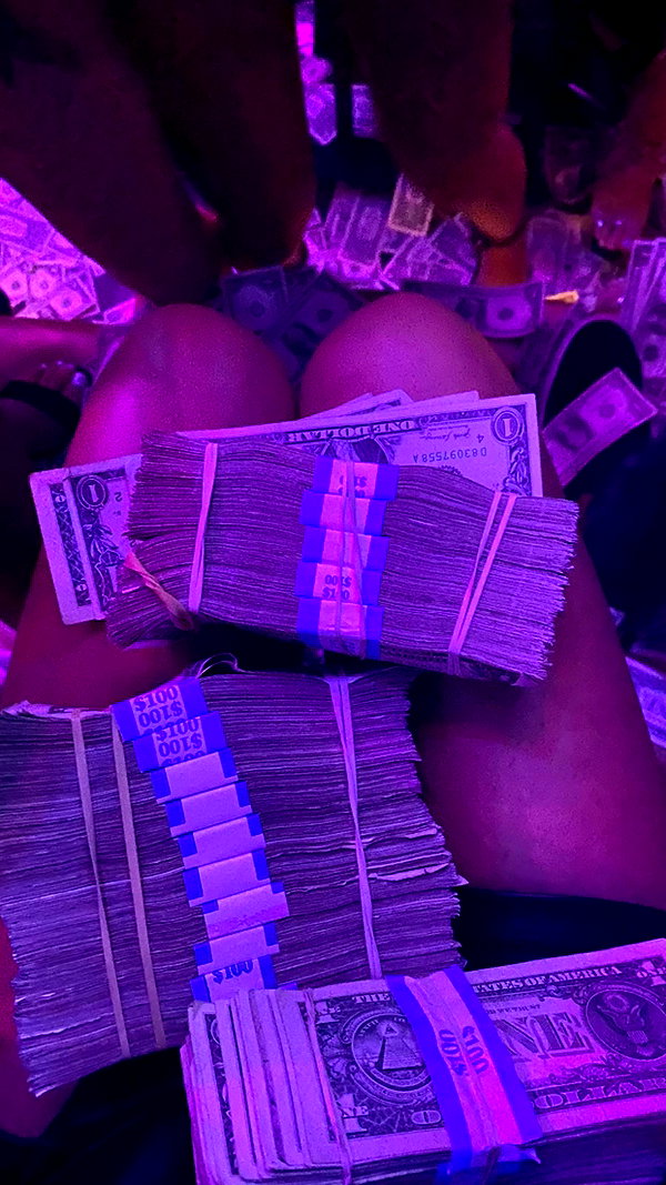 kaylasimmmons instagram image archive image
