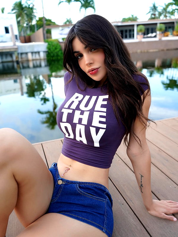 alinnarosee instagram image archive image