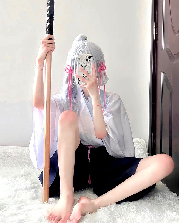 gallery_cosplayer instagram image archive image