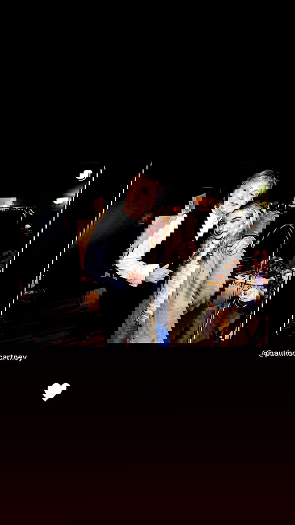 sabrinacarpenter sabrinacarpenter archive image